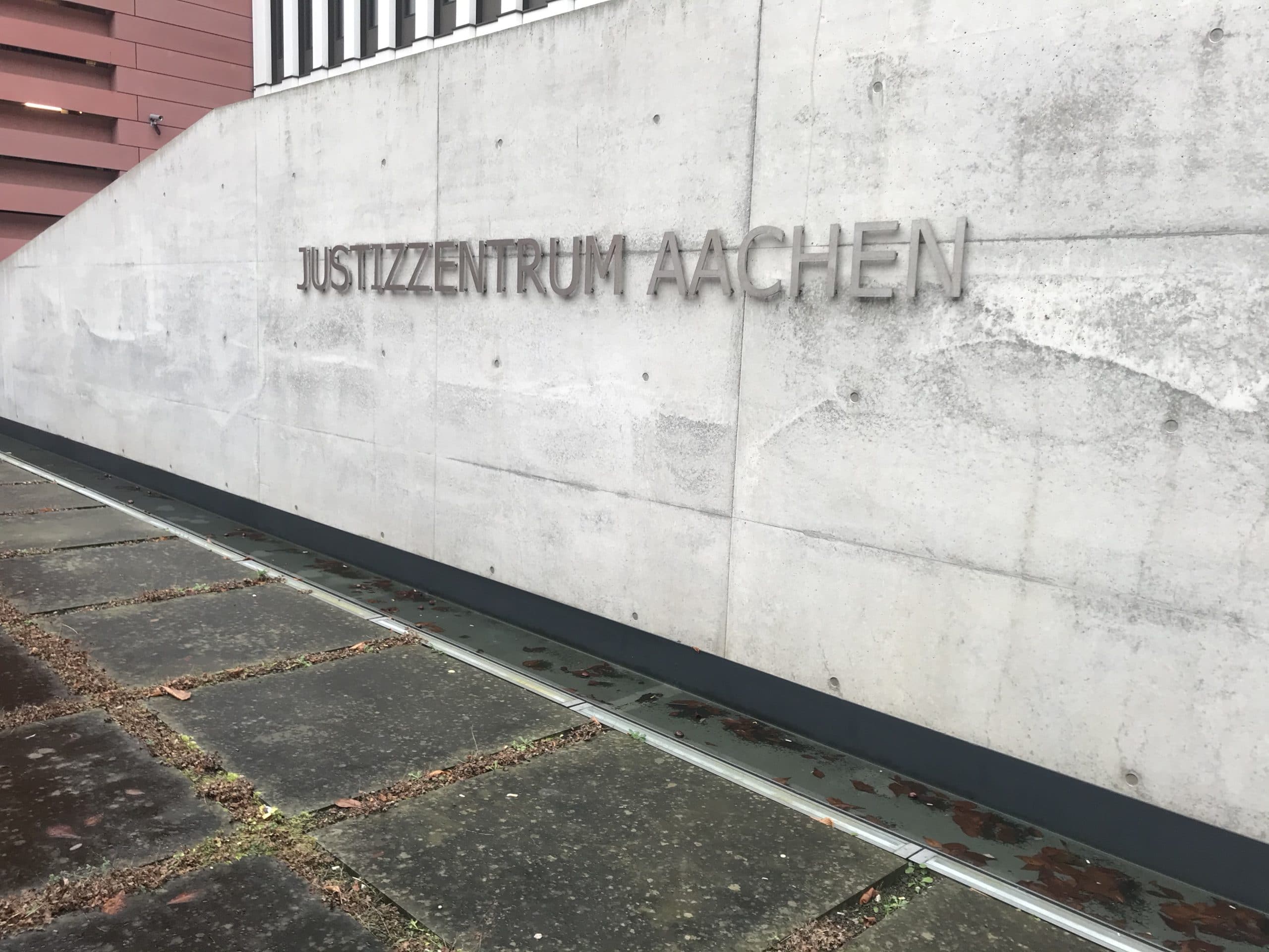 Ordnungswidrigkeitenrecht & Zoll - Ferner: Rechtsanwalt für Strafrecht und IT-Recht Aachen
